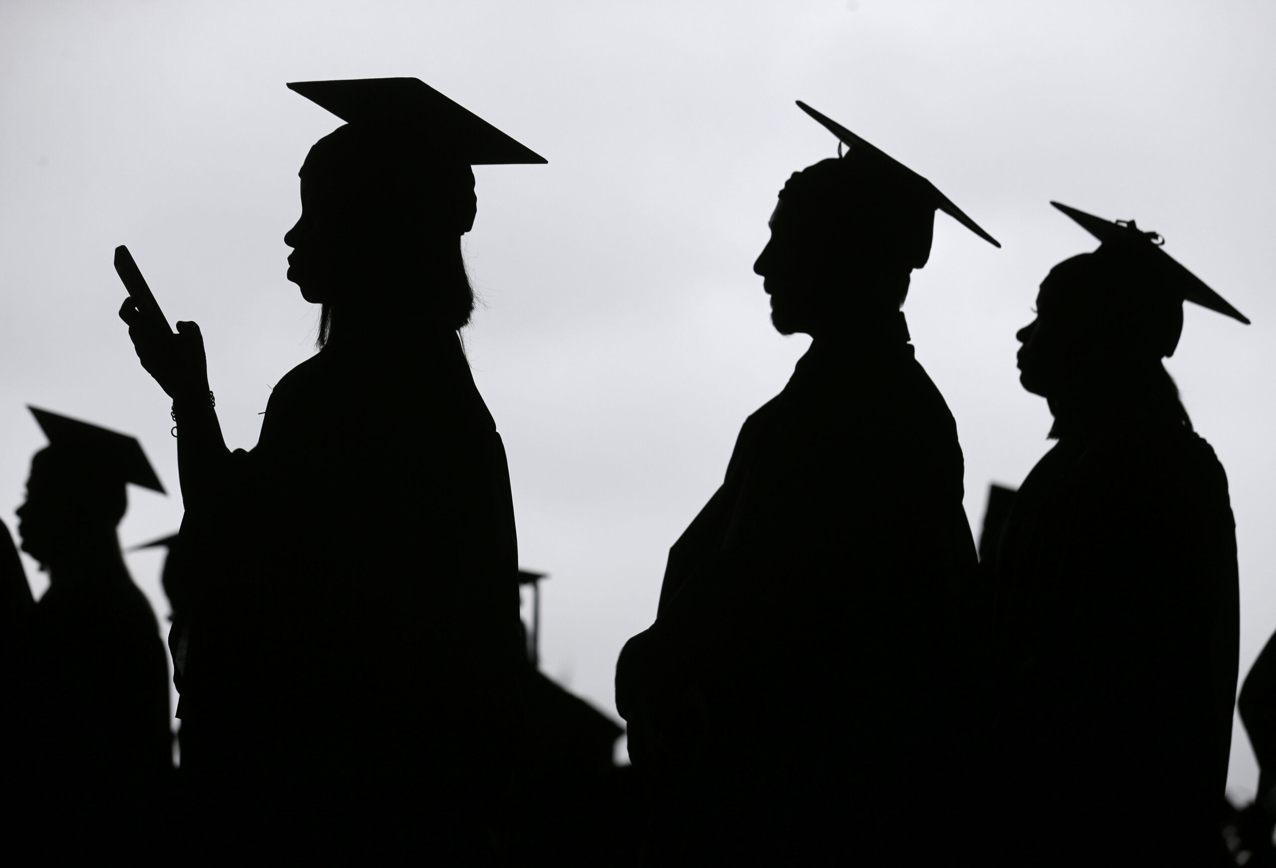 Is AI changing the job market for new college grads?